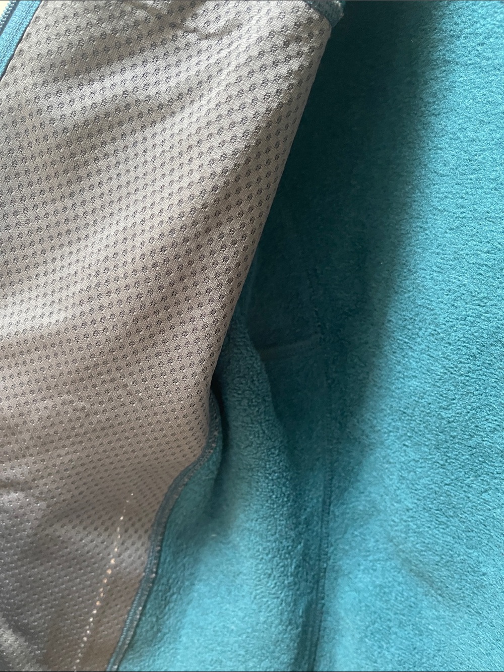 Arc'teryx Teal Hooded   Jacket
Authentic - Picture 5 of 9
